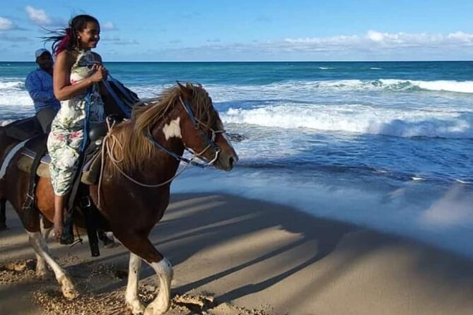2-Hour Horseback Riding Tour at Sunset from Punta Cana - Practical details: what to bring for a smooth 2-hour sunset ride