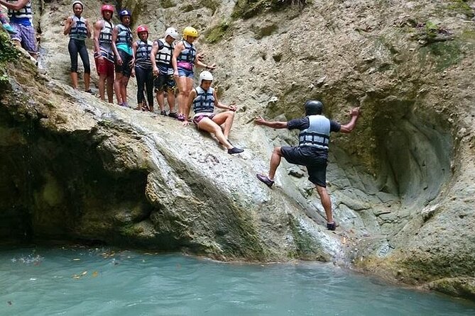 27 Waterfalls of Damajagua – Adventure Tour from Puerto Plata - Safety gear: helmet and life jacket (and why I’m glad it’s included)
