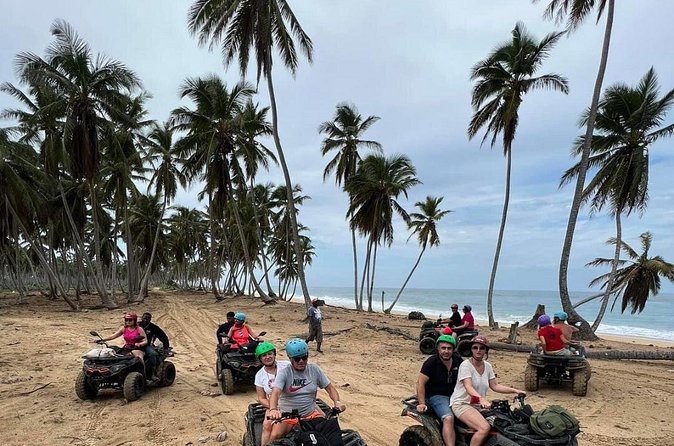 4x4 Adventure Tour, Mountains and Paradise Beaches with Food - Group Size and Your Comfort Level