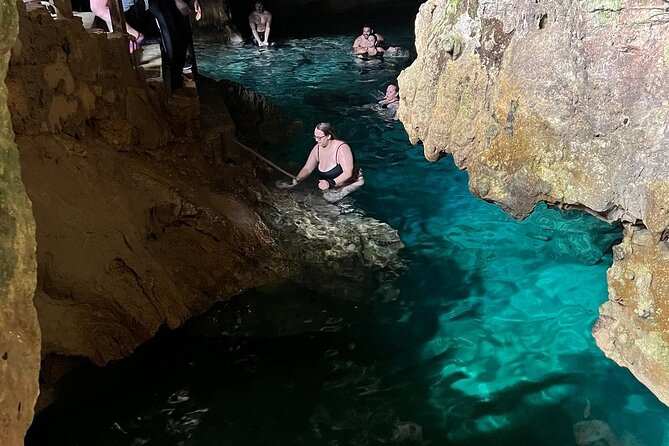 4x4 ATV Adventure in Punta Cana: Cave & Dominican Culture - Small Costs That Add Up: Towels, Photos, and Vendor Pressure
