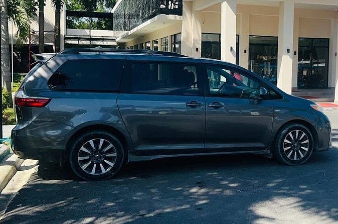 Airport shuttle to Punta Cana Hotels - Who This Shuttle Fits Best in Punta Cana
