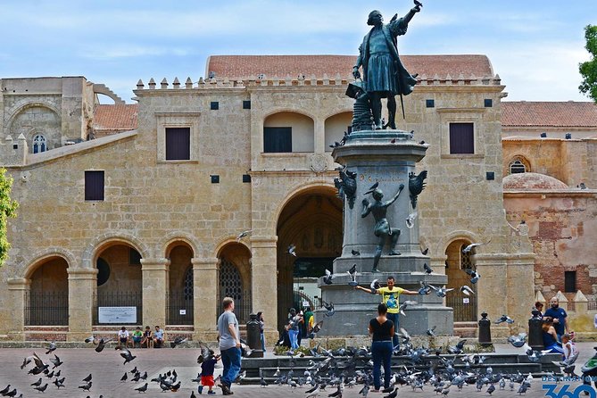 All-Inclusive Santo Domingo Day Trip from Punta Cana - Alcázar de Colón: Where the Colonial story gets real