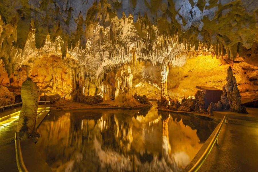 Altos de Chavón + Cueva de las Maravillas Excursion from Bavaro/Punta Cana - Who should book this tour (and who should skip it)
