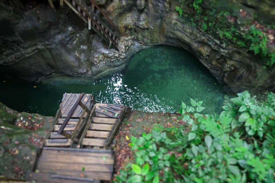 Amber Cove/Taino Bay: 7 Waterfall Tour with Swimming & Lunch - Port Pickup: How to Find the Bus Without Losing Time