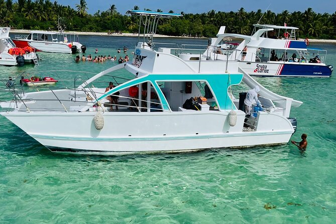 Bavaro Punta Cana EN boat party with drinks and transportation - Drinks, Snacks, and the Age Rules for Alcohol