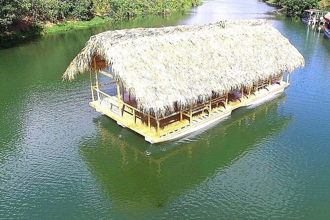 Bayahibe Safari Discovery - Benerito sugar cane fields, a batey crossing, and tasting the crop