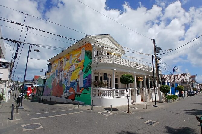 Best Puerto Plata City Tour - Parque Central Independencia: a calmer end with architecture and a pink gazebo