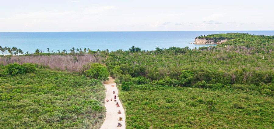 Booggy Adventure en Macao: Cuevas, Playa y Barro Extremo - The cenote cave: the cool contrast that makes the day feel complete