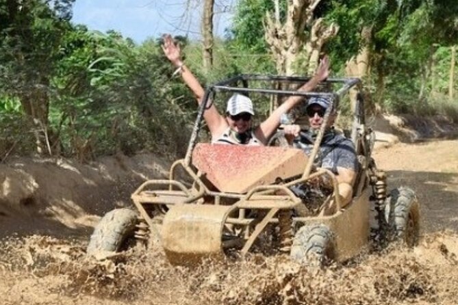 Buggies Punta Cana by Beaches and Fields - Guides and the small-group welcome (Carols and David stand out)