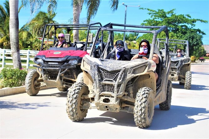 Buggy Punta Cana, Polaris, ATV, CanAm Boogies, Macao beach & Cave - Photos, bandanas, goggles, and the merch pressure factor