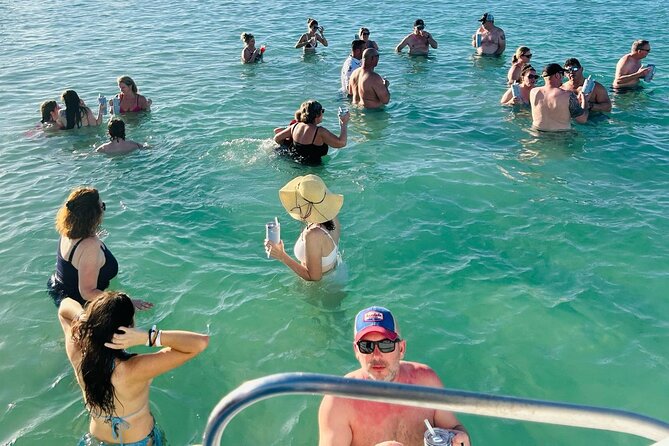 Caribbean Party Boat - Shared vs private: controlling the vibe (and boat size)
