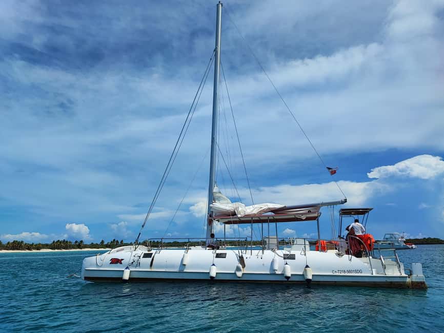 Catalina Island Comfort: Snorkeling & Catamaran Experience - Bayahibe and the 9 AM sail: the Chavón River movie-route moment