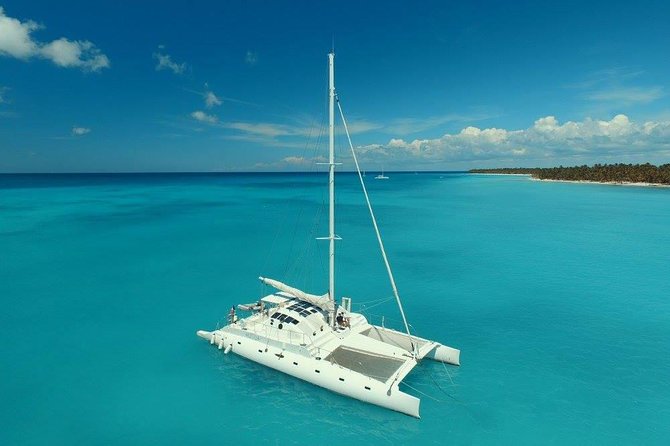 Catalina Island - Snorkeling tour on a luxury catamaran - Boarding the Quetzal: Comfort, Space, and a Crew That Actually Manages the Day