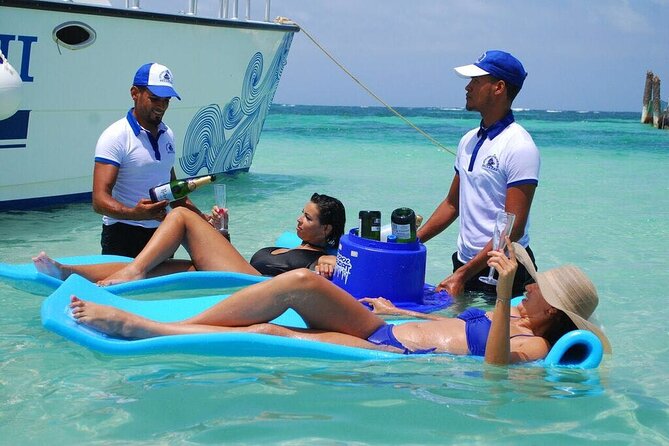 Catamaran Tour in Bavaro, Punta Cana – Snorkeling Experience - What to bring (so the snorkeling part doesn’t feel like a chore)