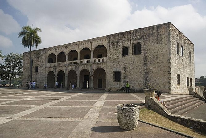 City Tour In Santo Domingo Leaving from Punta Cana - Modern Santo Domingo: seeing the city as it is today