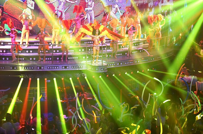 Coco Bongo Premium Open Bar - Bar lines, snacks, and managing a long evening