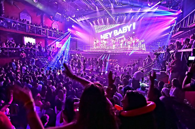 Coco Bongo Premium Open Bar - Getting there with pickup and the Downtown Punta Cana meeting point