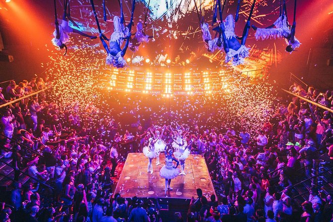 Coco Bongo Punta Cana Gold Member Skip the line Entrance Ticket - Snacks included: burger and fries reality check