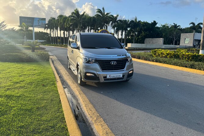 Confortable and privaste transportación from puj Airpot - What you’ll notice during the ride (and what to expect at the end)
