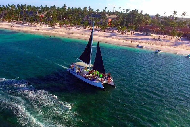 Crucero de Fiesta y Snorkel en Punta Cana - Group size and expectations: lively doesn’t mean chaotic