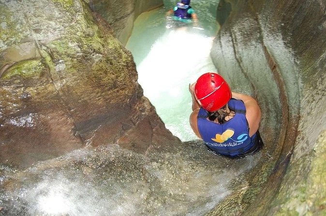 Damjagua Waterfalls Tickets - Safety, pace, and the slippery part: how to make it work for you