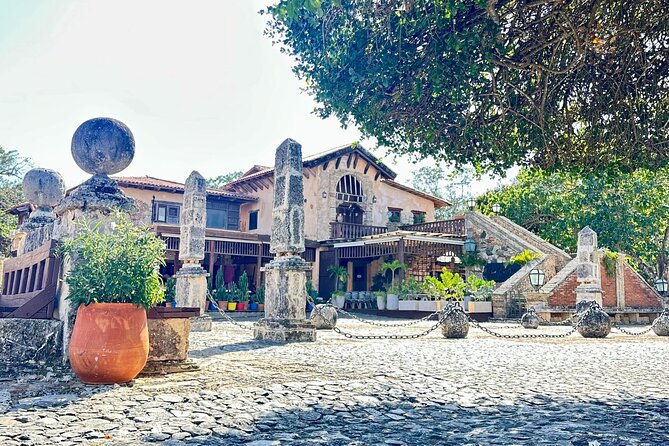 Discover La Romana Culture and local flavours - Artisan chocolate factory: Dominican cocoa, plus tastings