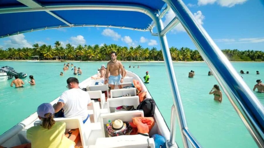 Discover Punta Cana: Full-Day Saona Island All Included - Saona Island time: beach wandering plus a guided touch