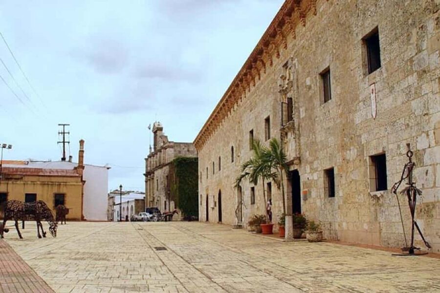 Discover Santo Domingo: Colonial History, Monuments & Lunch - Why Santo Domingo Is Worth the Long Drive From Punta Cana