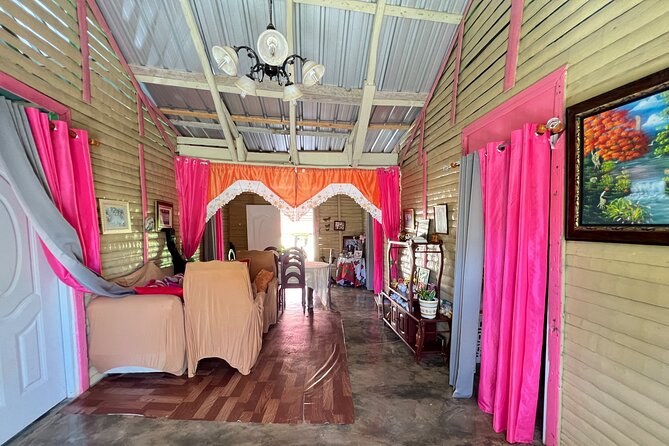 Dominican Culture Tour - Rancho Real Cigars: a guided making lesson you can take home