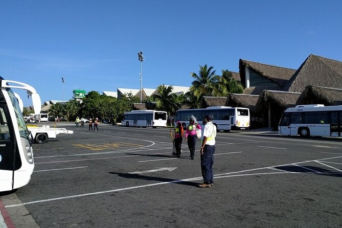 Effortless Airport Transfers in Punta Cana - What You’re Really Buying: Executive Comfort and Quick Orientation