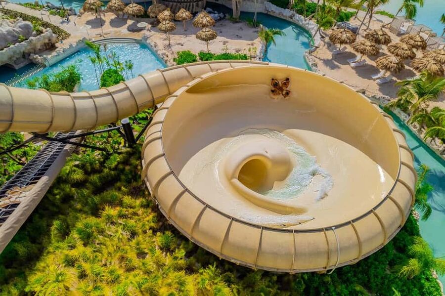 El Dorado Water Park Full Entry and Transfer from Punta Cana - Languages and guide support during your visit