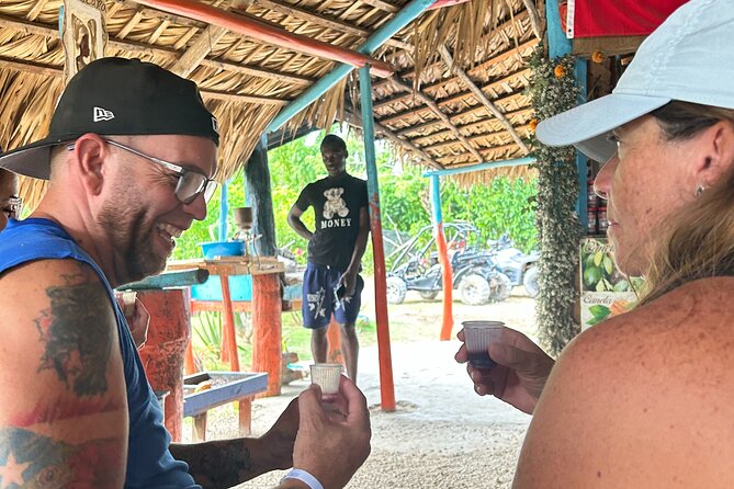 Enjoy Our Tours Higuey City Cultural - The coffee and organic chocolate stop: an easy souvenir win