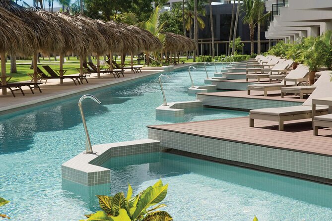 Excelence El Carmen - Round Trip Shuttle - Punta Cana Airport - Key Points at a Glance