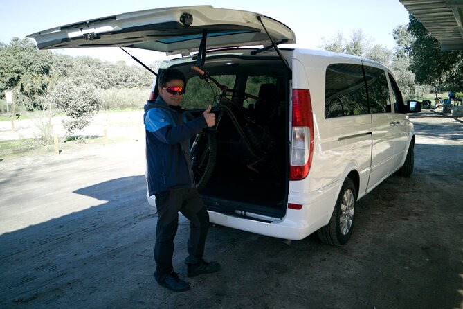 Exclusive Private Airport Transfer Service to Punta Cana - Car Comfort Details That Matter After a Flight