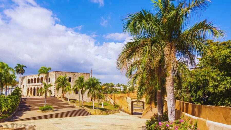 Exclusive VIP Excursion: Santo Domingo from Punta Cana – Private Service - Los Tres Ojos: four underground lakes and a cave you can actually photograph