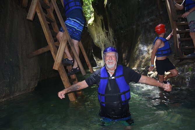 Excursion in Damajagua's 7 Waterfalls With Food Included DR! - Puerto Plata pickup to Damajagua: smooth start, real logistics