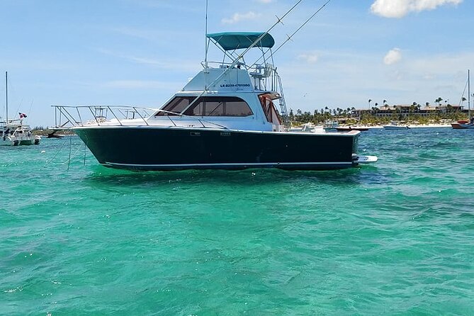 FISHING PRO CHARTERS - Boat Excursion - Divina - Pickup and getting to the boat without drama