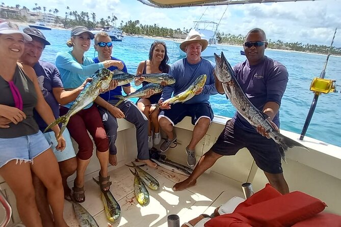 FISHING PRO CHARTERS - Boat Excursion – Mar-Quesa - Mar-Quesa Day: What You’re Really Getting for $600