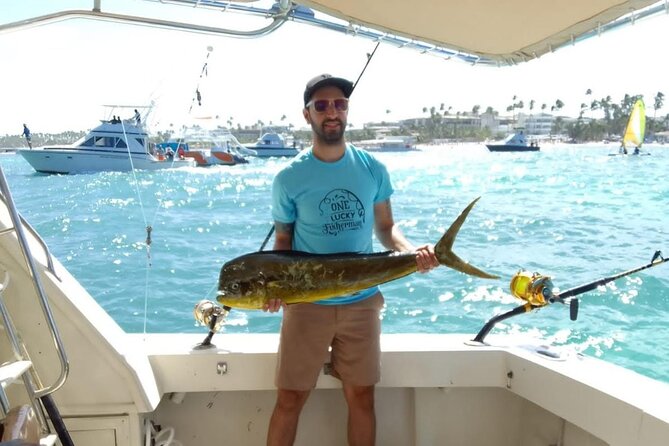 FISHING PRO CHARTERS - Boat Excursion – Mar-Quesa - The Fishing Plan: How the Crew Keeps the Day Moving