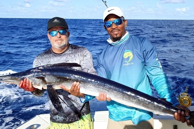 FISHING PRO CHARTERS - Boat Excursion - Sobre Las Olas - What happens once you’re offshore: your crew and your role