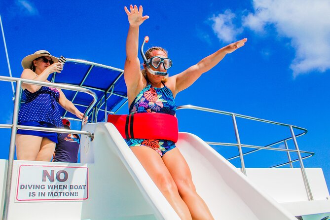 Float & Feast Private Party Cruise with Premium Buffet & Open Bar - Key things that make Float & Feast feel like a real event