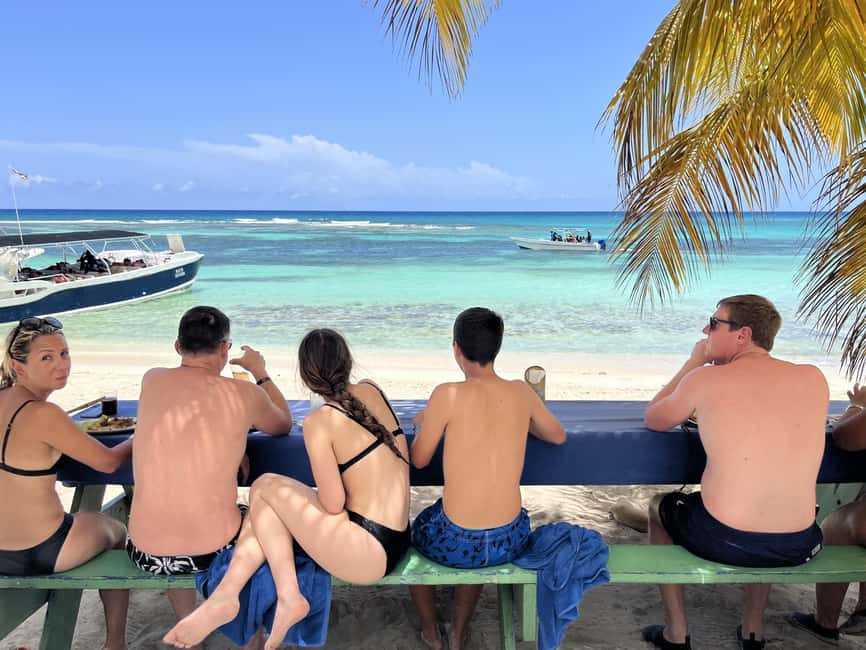 From La Romana: Saona Island for Aida Cruises Passengers - From La Romana to Bayahibe: How the Day Starts Smoothly