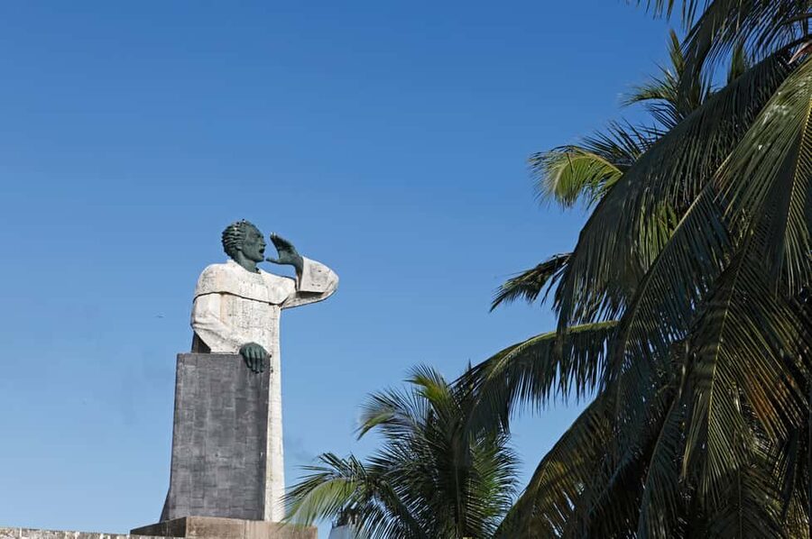From Punta Cana: Full-Day Santo Domingo City Tour - 12 hours in a bus: what that timing really means