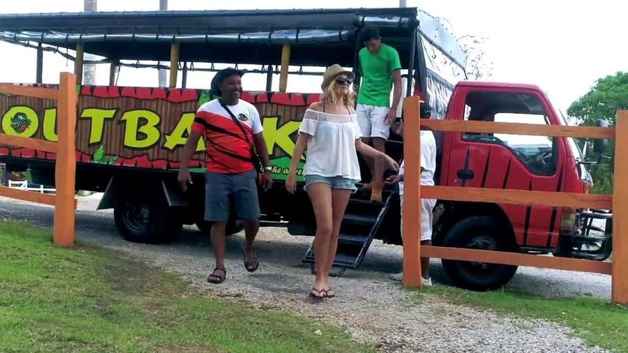 From Punta Cana: Higüey Guided Safari Tour - Handmade gifts and a cigar-making demonstration