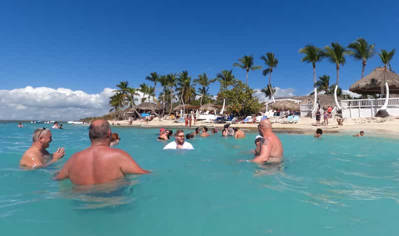 From Punta Cana or Bayahibe: Catalina Island with Snorkeling - Who This Private Catalina Trip Fits Best