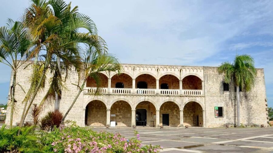 From Punta Cana: Santo Domingo Full-Day Tour with Lunch - Los Tres Ojos National Park and Its Cenotes