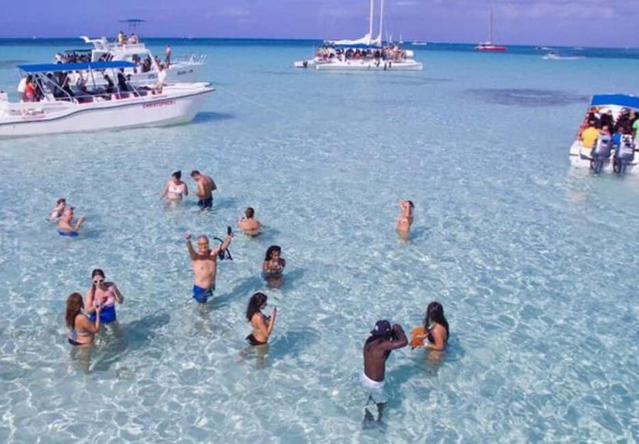 From Punta Cana: Saona Island Boat Trip with Buffet - The natural pool and starfish: why this stop gets the praise