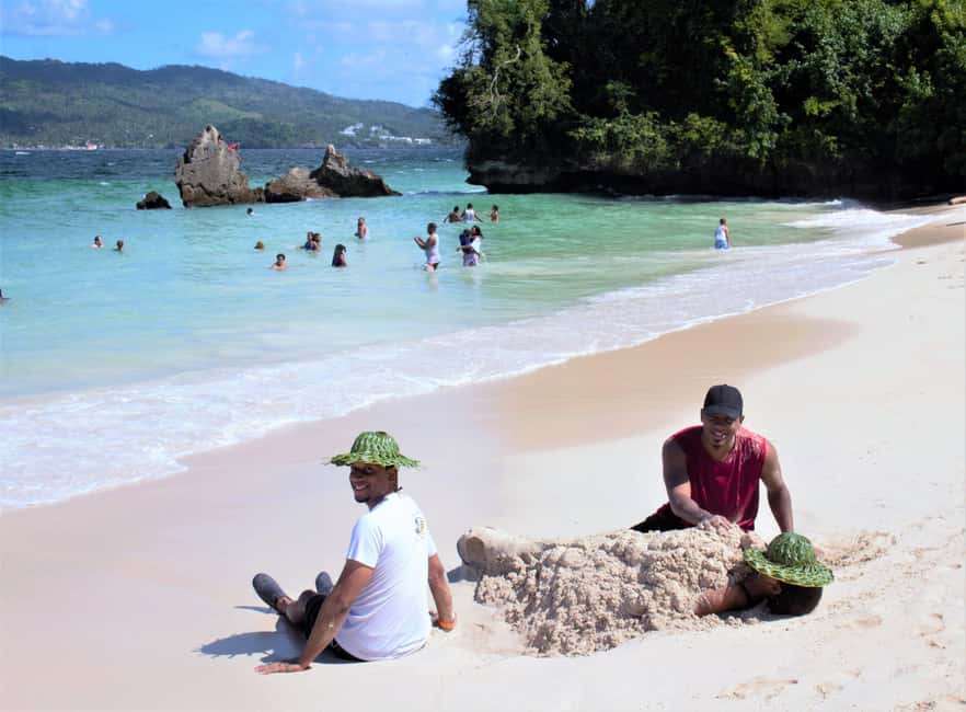 From Samaná: Whale Watching and Cayo Levantado Boat Tour - The Morning Start: Samaná Malecón at 8:30 AM