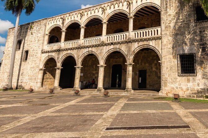 Full-Day Adventure Tour of Culture through Santo Domingo - The Forte and Ruins Side: San Francisco Monastery and Fortaleza Ozama