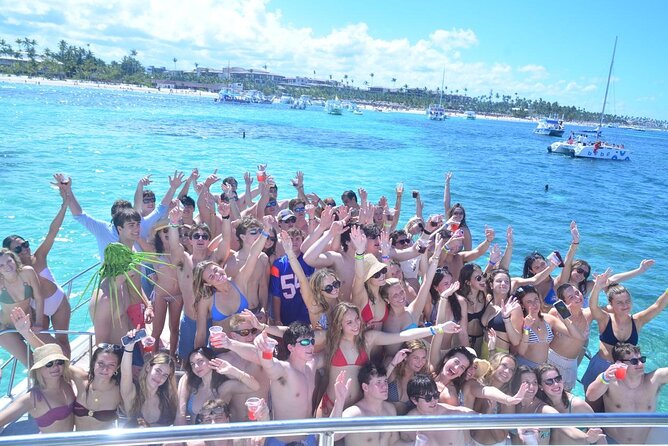 Full-day Buggy & Party Boat tour: snorkel, open bar, cave pool - Catamaran cruise + snorkeling: where the day turns from loud to wow